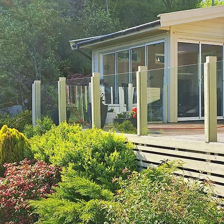 Holiday home V *